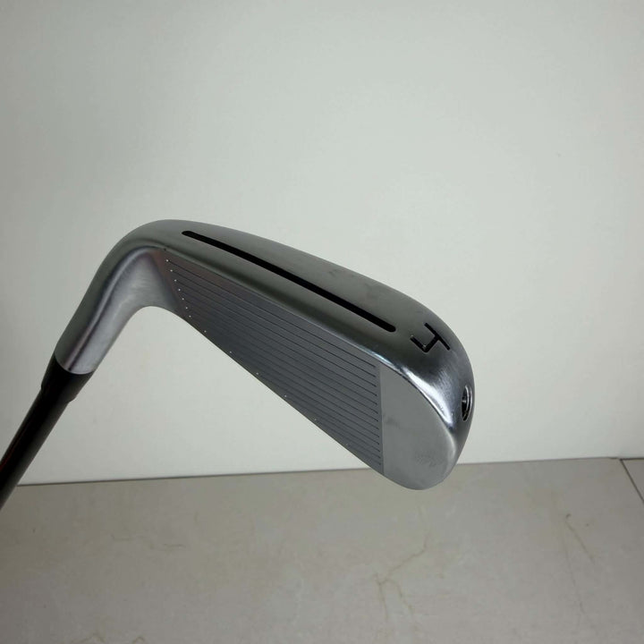 Taylormade P770 4 Iron / MMT 125g Stiff Shaft