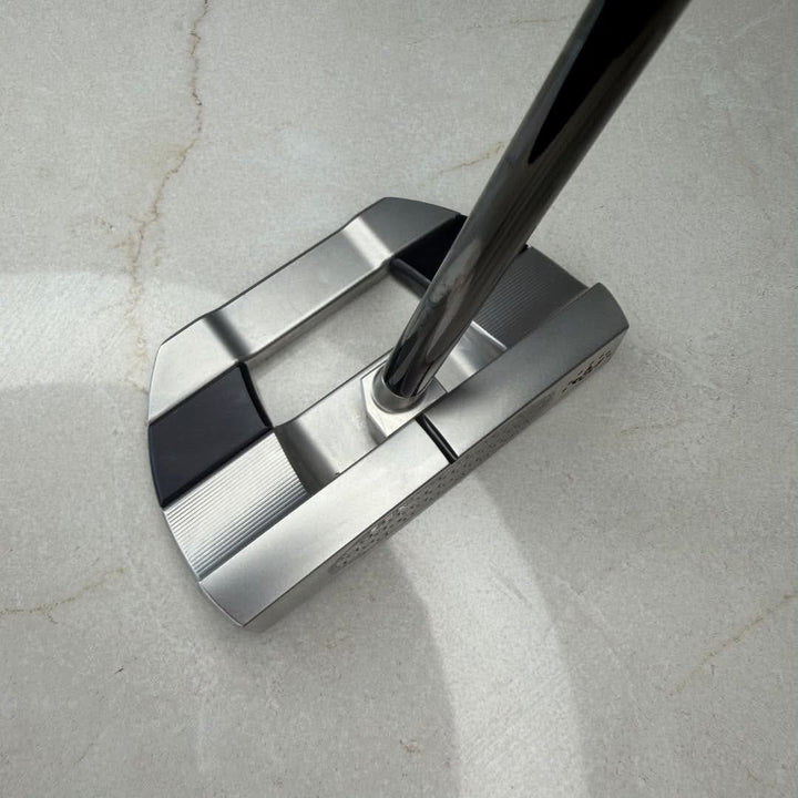 Scotty Cameron 2025 Studio Style Fastback 1.5