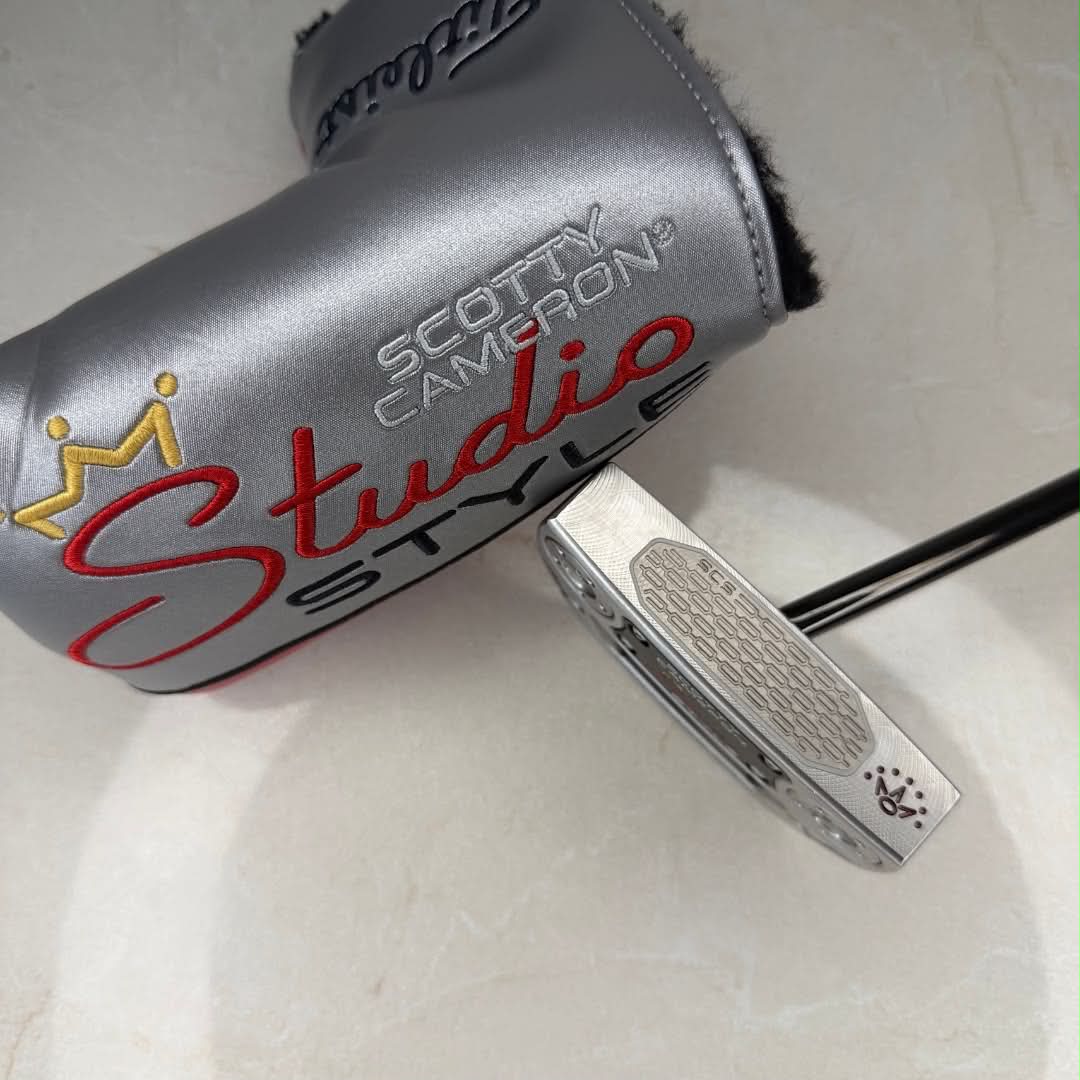 Scotty Cameron 2025 Studio Style Fastback 1.5